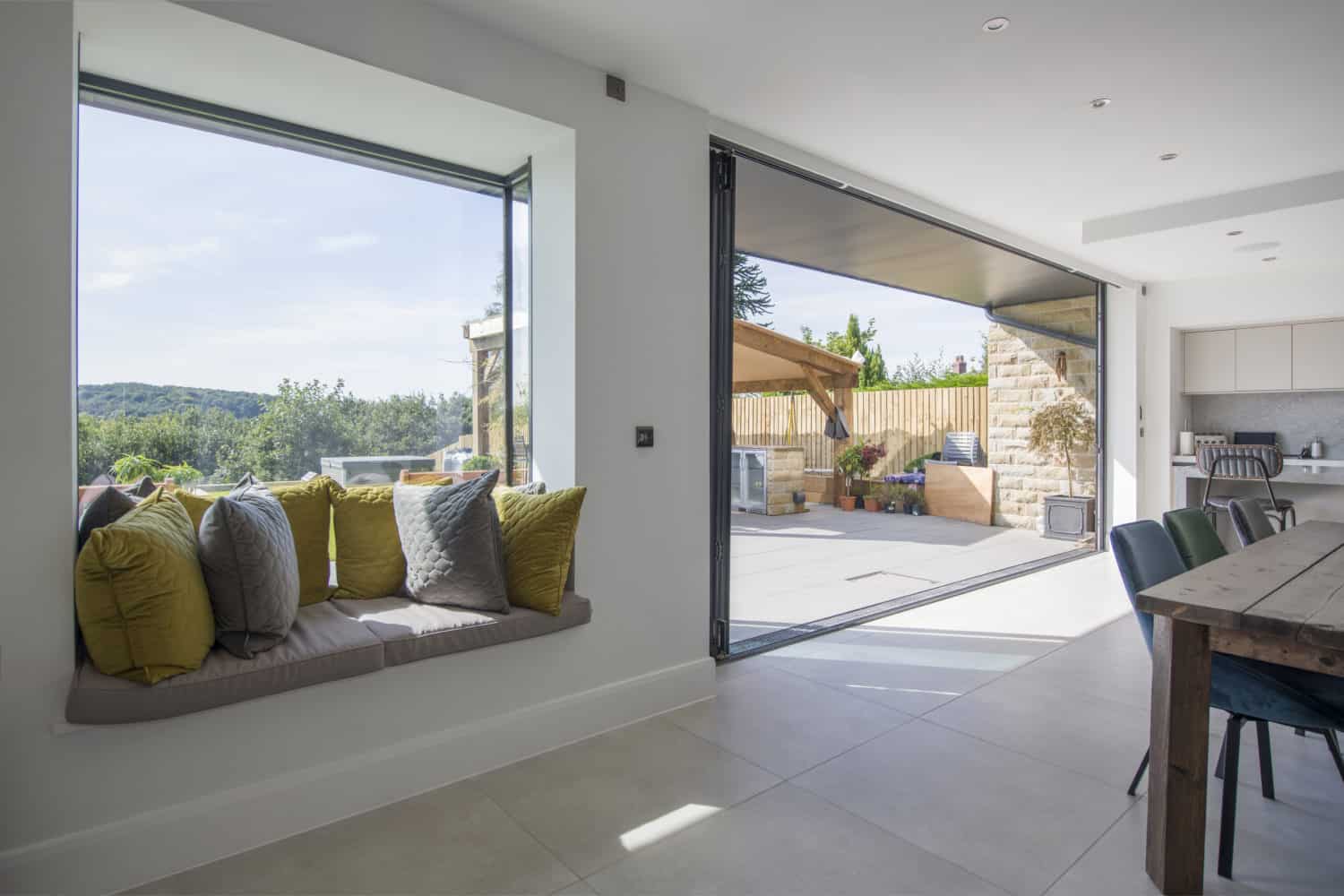 oriel windows