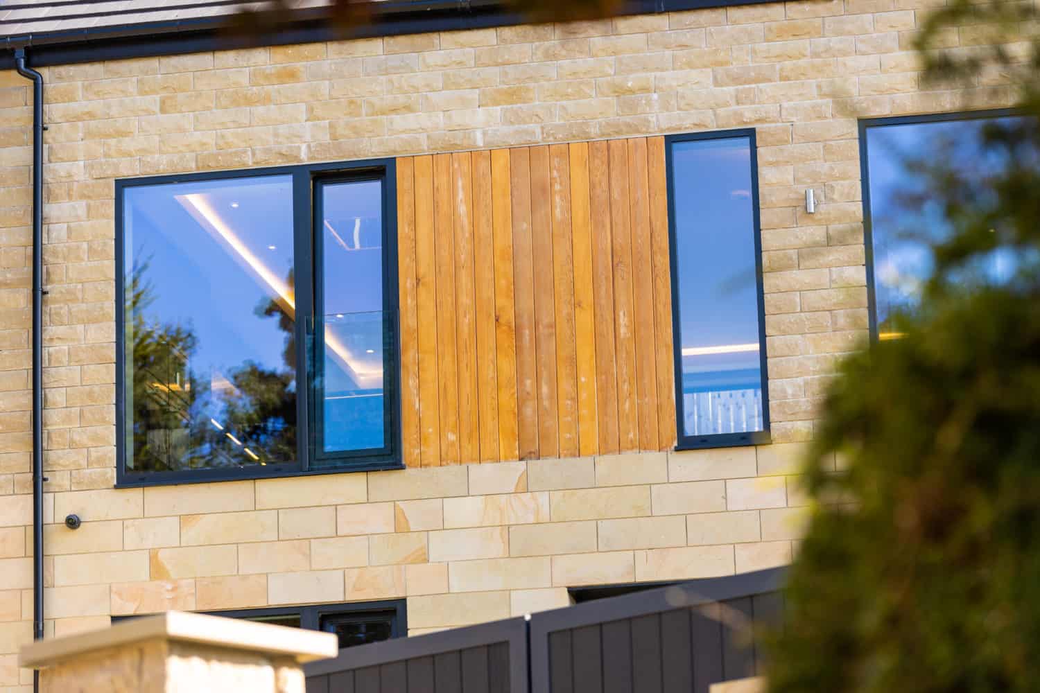 tilt and turn windows