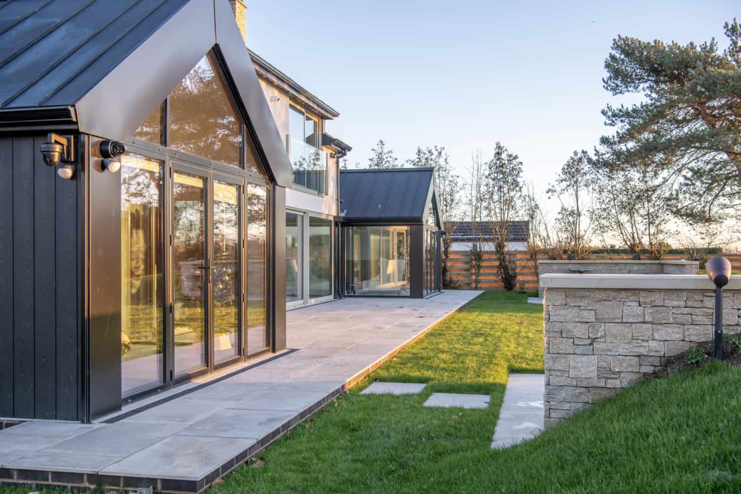 tilt and turn windows