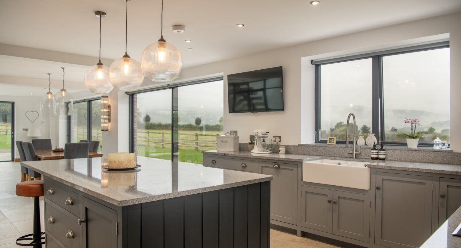 aluminium kitchen windows