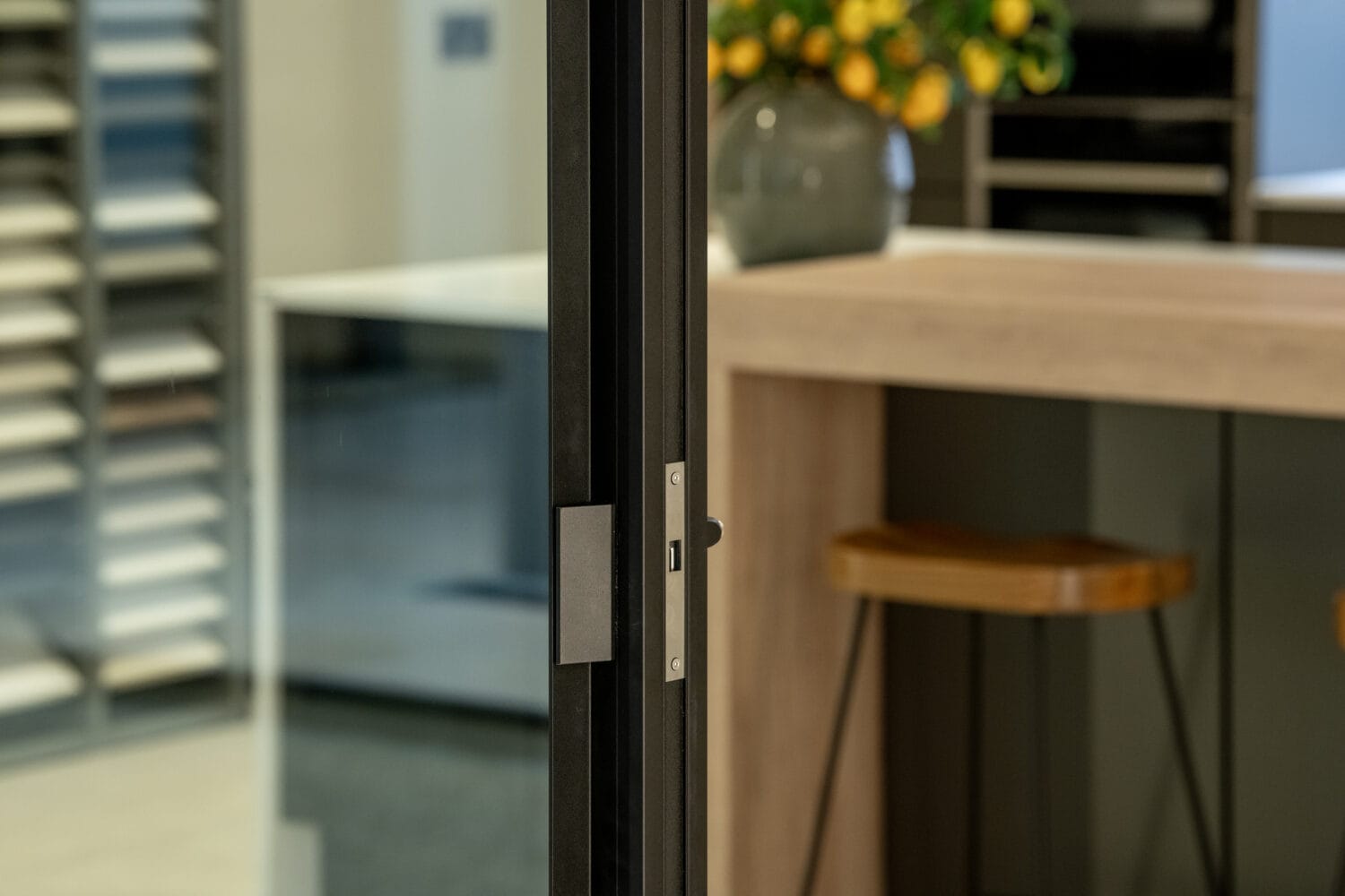 fameless sliding doors